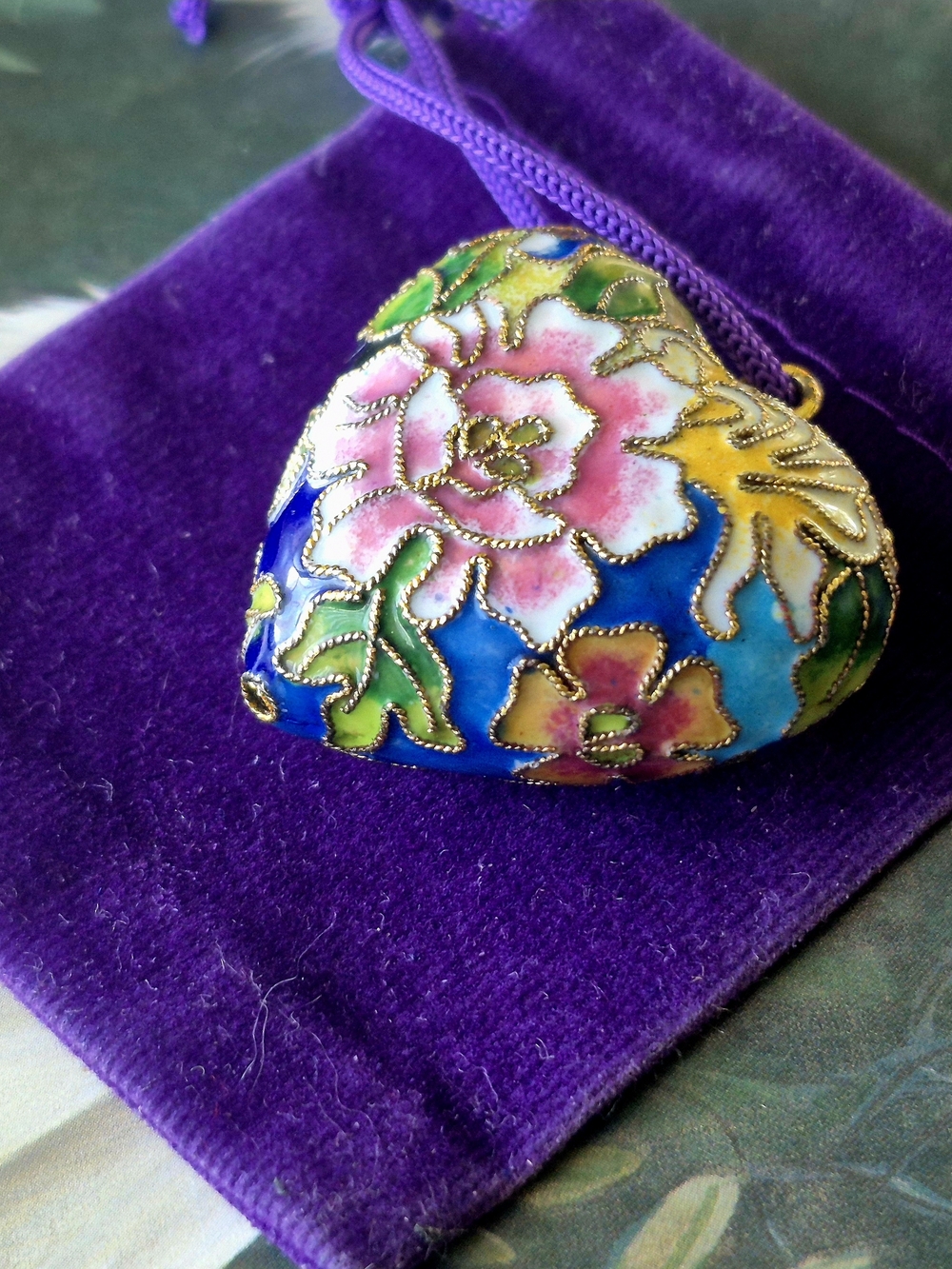 Floral Cloisonné Heart Pendant Necklace - Purple, Blue & Green - Picture 3 of 10